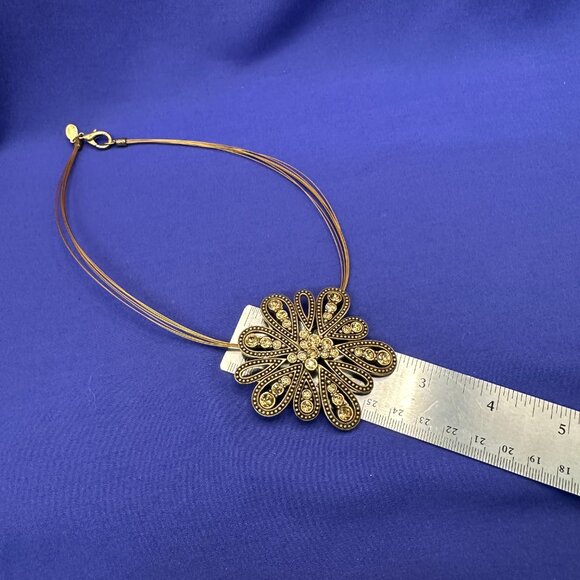 VTG Chico’s Gold-Tone Boho Crystal Flower Choker Pendant Necklace - Picture 5 of 10